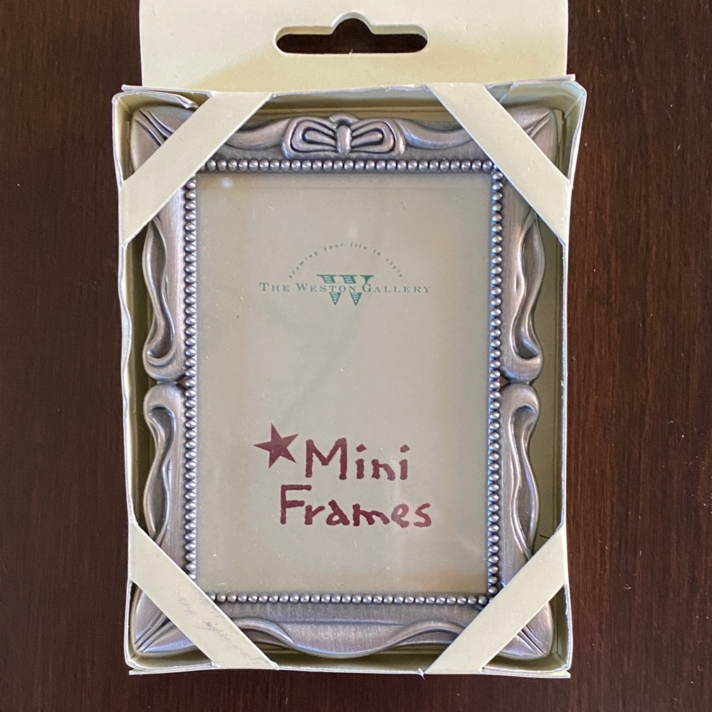 Weston Gallery Mini Frame